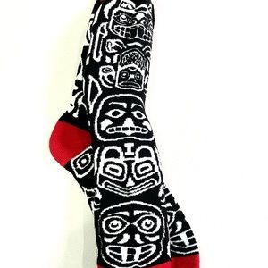 NEW Alaska Novelty Red Tolemic Towel Sock-Adult Unisex